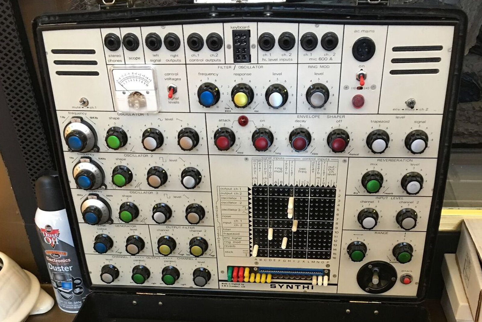 EMS-Synthi-AKS-Synthesizer