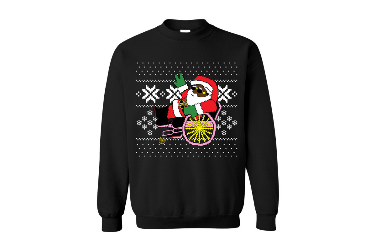 2-chainz-ugly-christmas-sweater-trappin-santa-031-1200x800