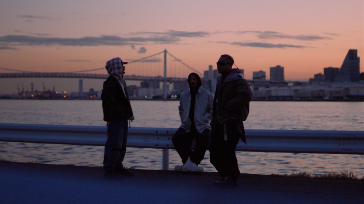 PETZがJin DoggとkZmを迎えた新曲